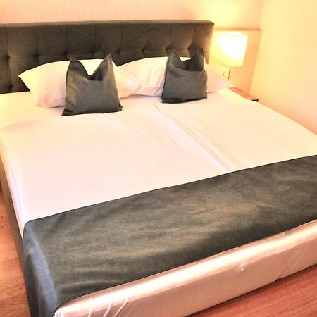 Home Sweet Apartments - A Cozy Welcome Відень Екстер'єр фото