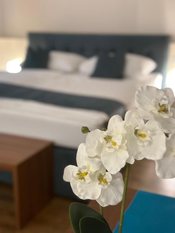 Home Sweet Apartments - A Cozy Welcome Відень Екстер'єр фото
