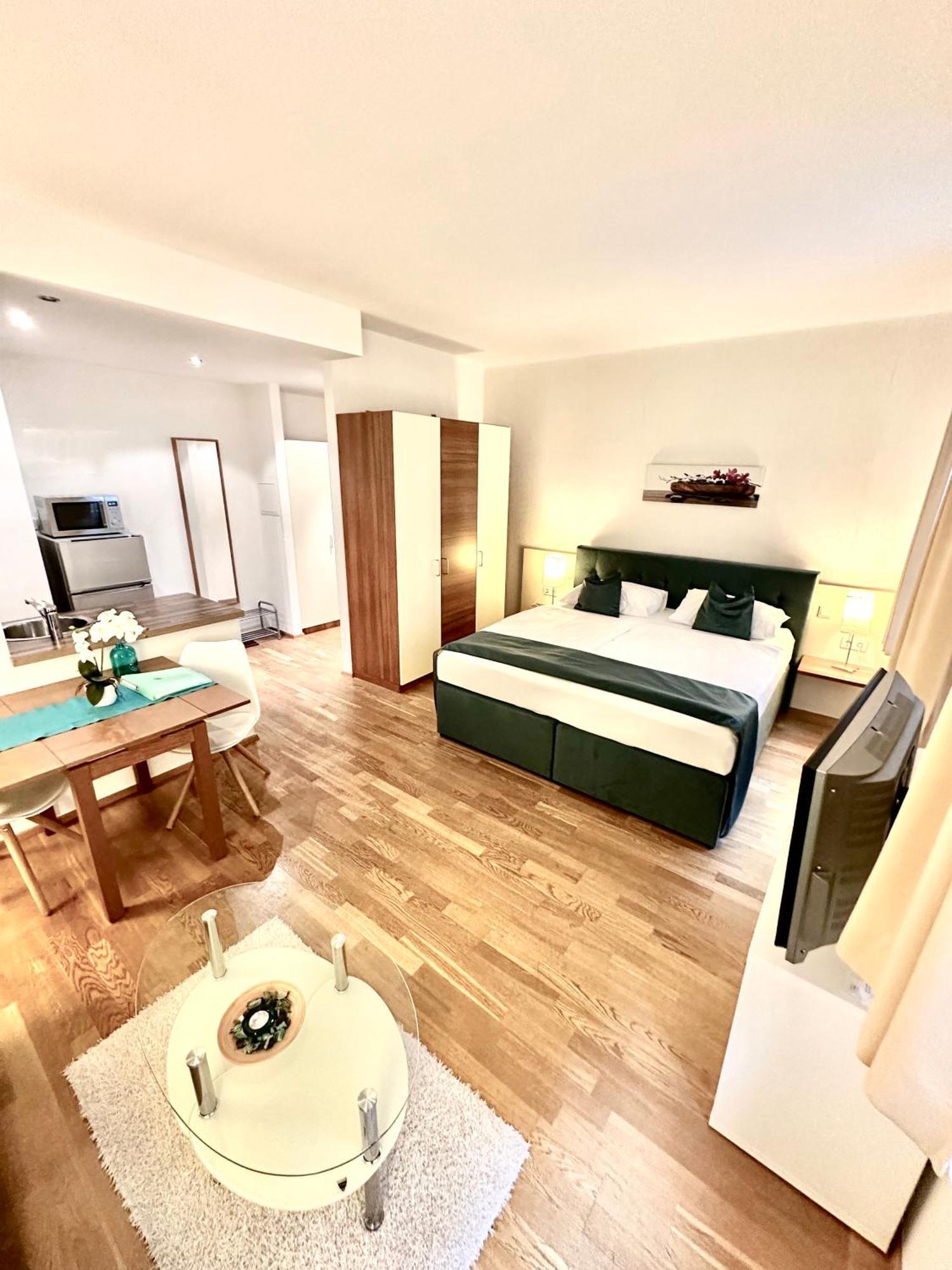 Home Sweet Apartments - A Cozy Welcome Відень Екстер'єр фото