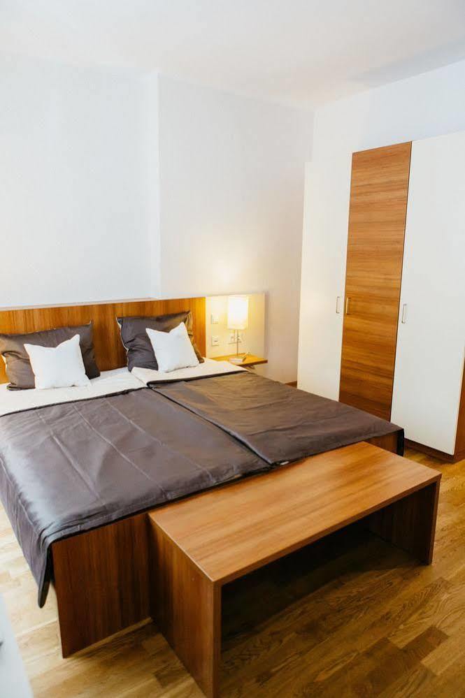 Home Sweet Apartments - A Cozy Welcome Відень Екстер'єр фото